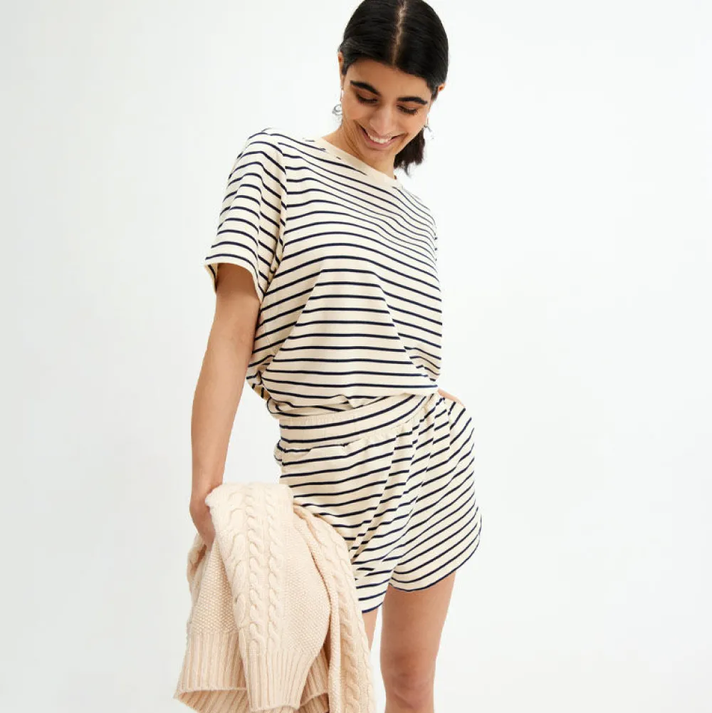 Pierre Robert Underdeler|Loungewear-Shorts Heavyweight Midnight Blue/Ecru sripe